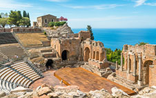 anteprima-tour-sicilia-happy-age-panorama-di-taormina.jpg
